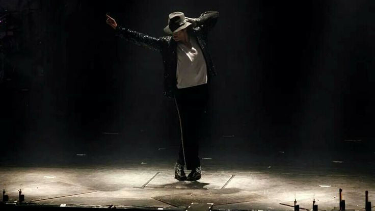 Como Michael Jackson ficou branco?